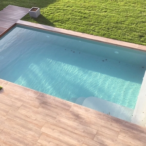 Jardin complet avec piscine